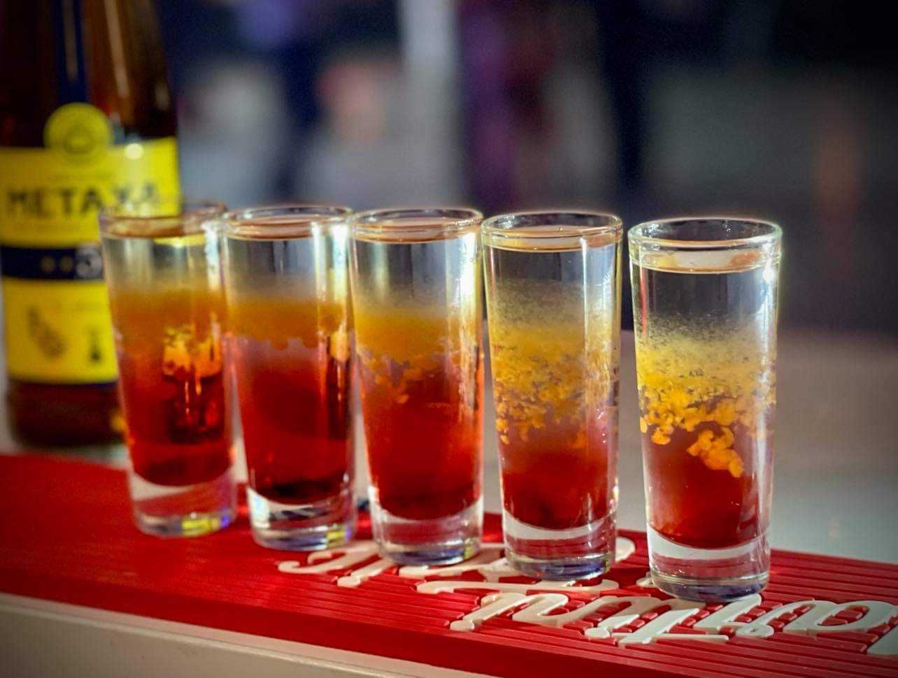 Barman na wesele - Mobilny drink bar - Taniech w chmurach - Napis LOVE