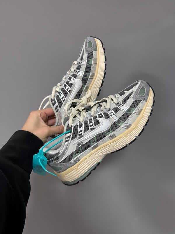 Продам кросівки Nike P6000 Flat Pewter