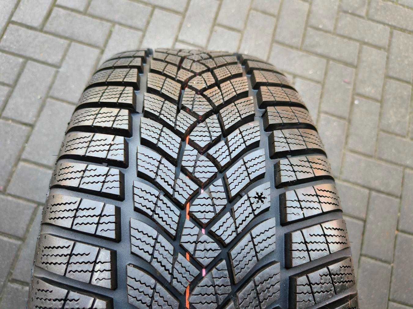 245/45 100V R18 GOODYEAR UGP+ 8mm 2024r jak NOWE Zimowe Opony 4SZT