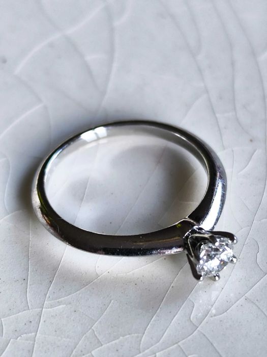 Pierścionek Tiffany&Co 0,33 ct  VS2/F / certyfikat