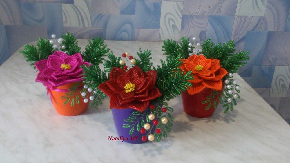 Новогодние композиции Елочка из бисера Ялинка з бісеру