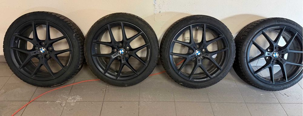 Felgi koła Bmw f40 135i Mperformance z oponami zimowymi 225x40x18