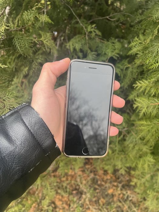 iPhone 8/Neverlock/64GB