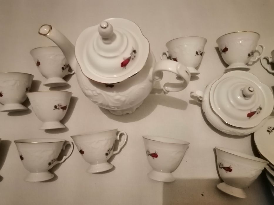 Zestaw do kawy/herbaty . Zestaw porcelanowy PRL.