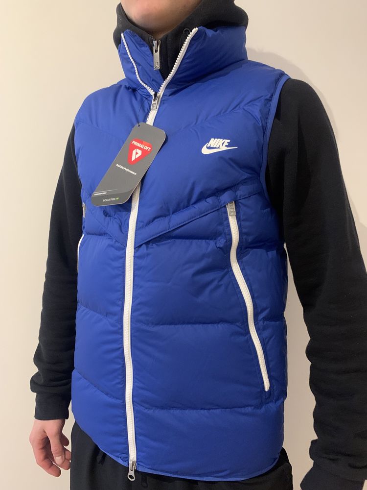 Жилетка Nike Storm-Fit Windrunner PRIMALOFT