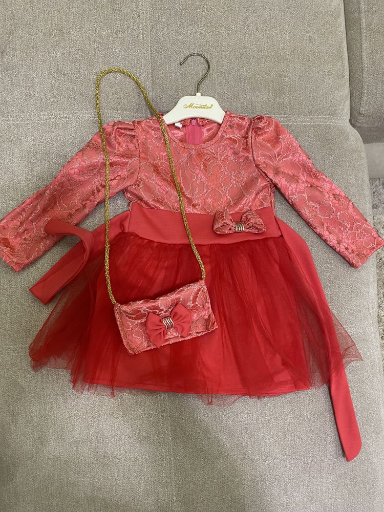 Платье для девочки, 80-86р. Красное платье