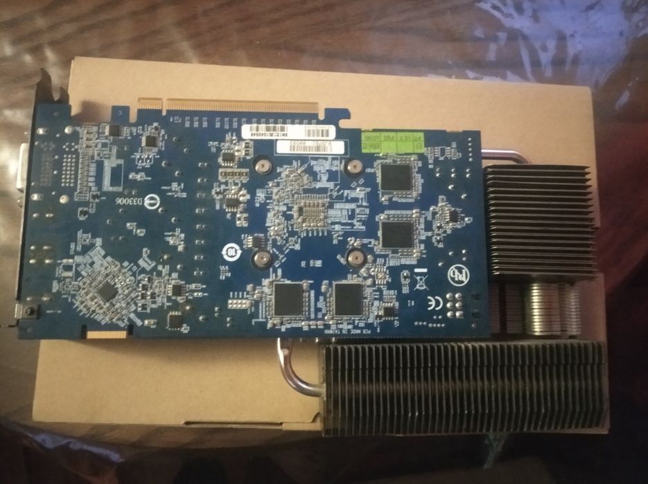 Відеокарта Radeon HD 6770 1gb