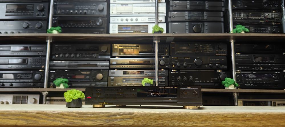 Тюнер Grundig T-903