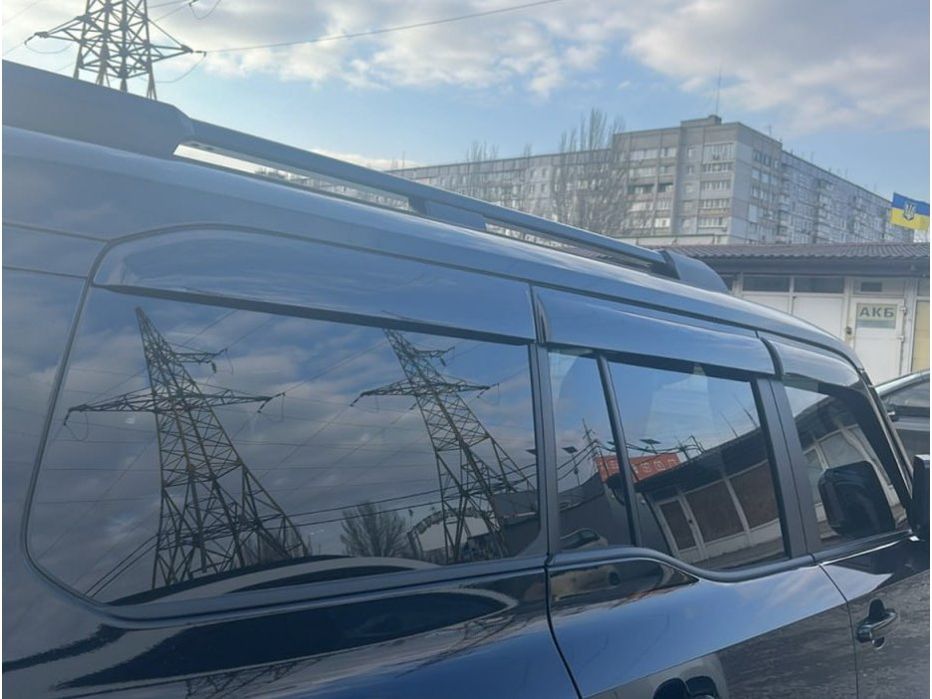 Toyota Land Cruiser Prado 250 Вітровики Niken Luxury (6 шт)