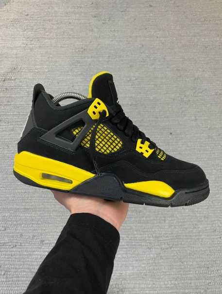 Nowe Nike air Jordan 4 Thunder Eu 42