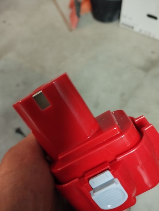 2 Baterias para Makita 9,6 volts novas