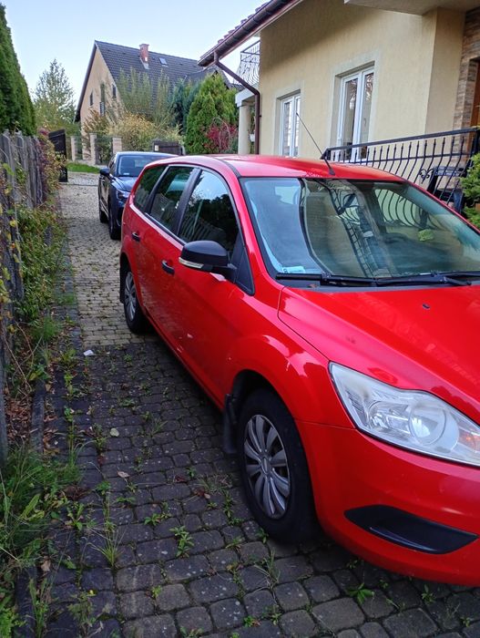 ford focus 1,6 benzyna kombi