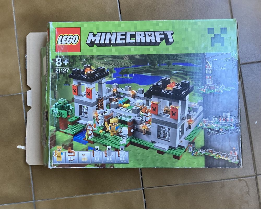 Lego Minecraft 21116, 21127, 21118