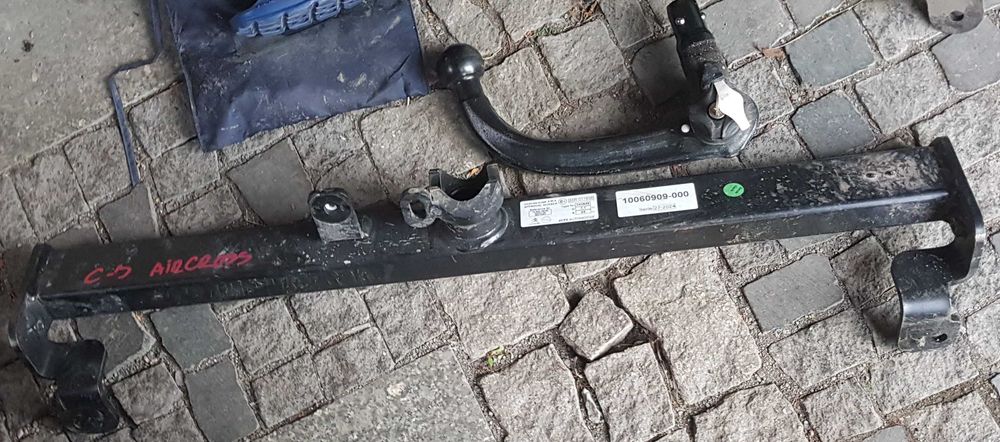 Oryginalny hak holowniczy citroen C3 Aircross jak nowy okazja wysyłka