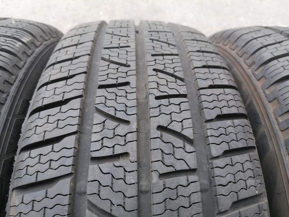 Opony zimowe 225/55/17c Pirelli wzmacniane bus vito v klasa viano