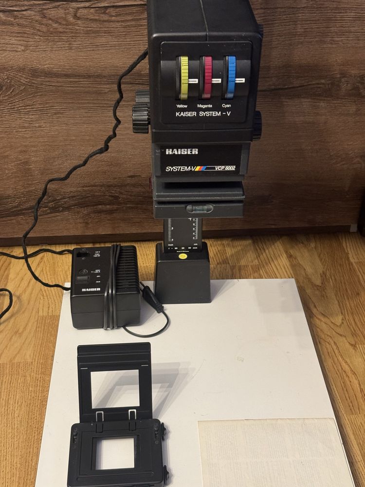 Powiększalnik Kaiser Systen V VCP6002 BW kolor 6x6  35mm z obiektywem