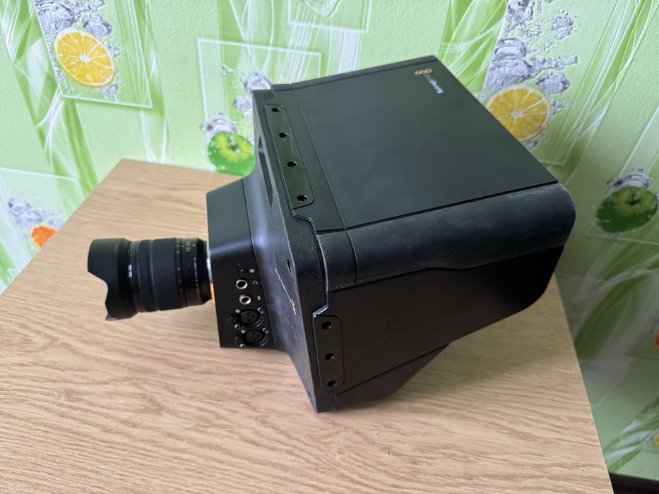 Видеокамера Blackmagic Studio Camera 2