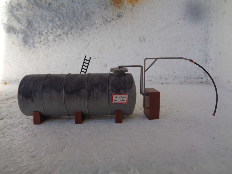 1:87 Deposito de gasoleo para locomotivas a diesel