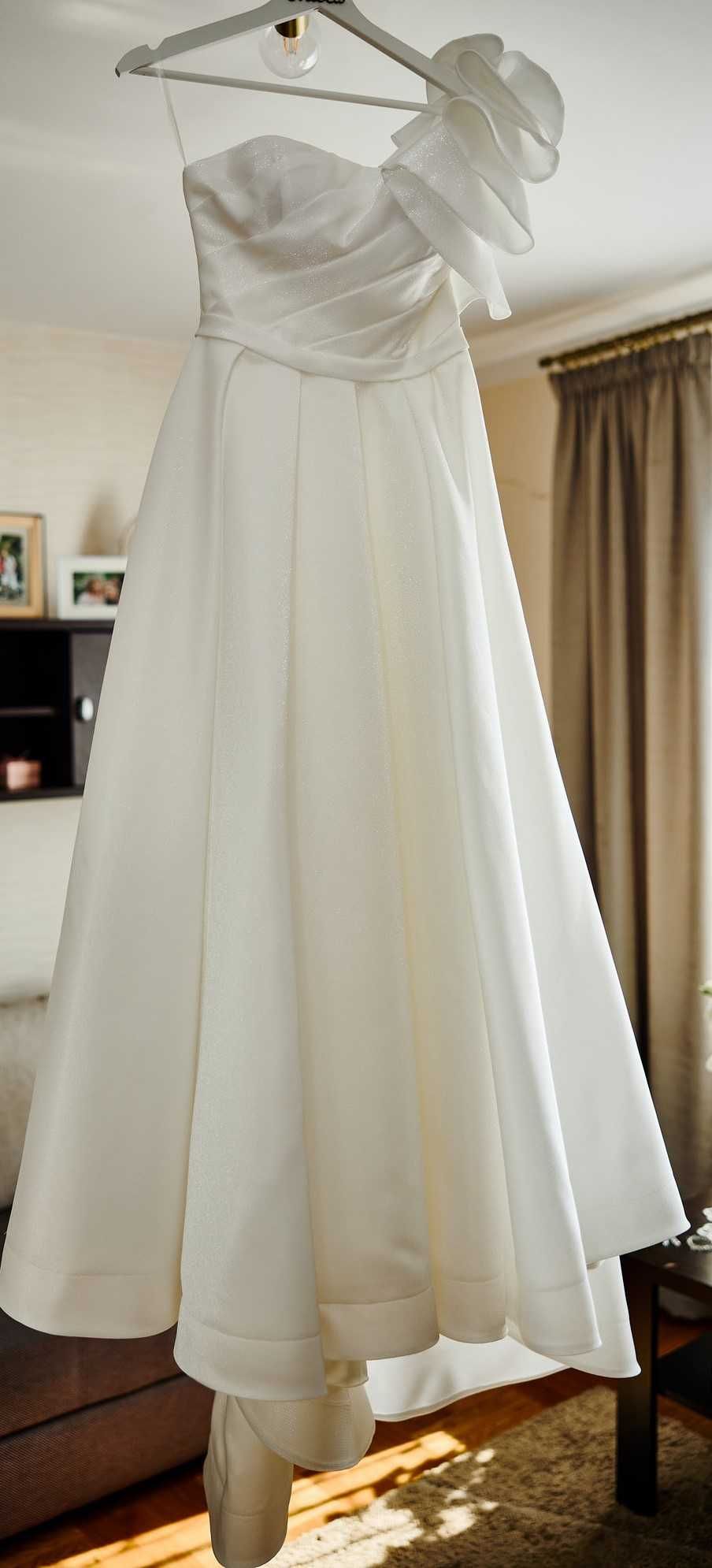 SUKNIA ŚLUBNA model harmony
