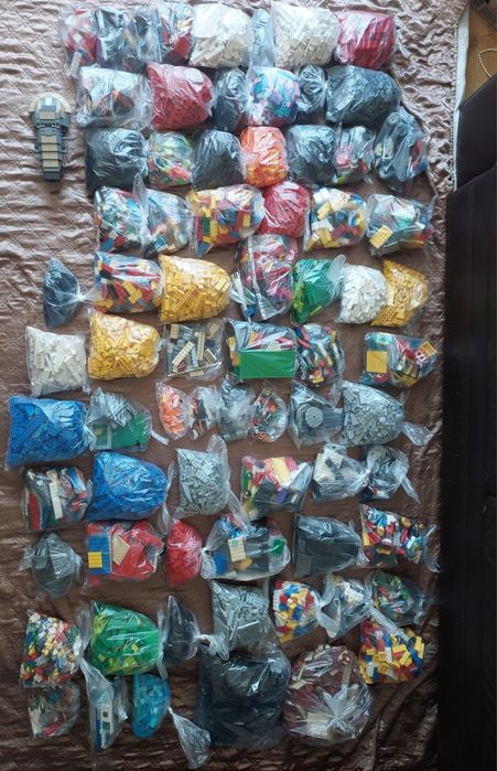 Około 16kg orginalnych klocków LEGO