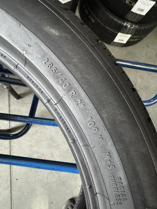 285/40/21 R21 Continental Pro Contact 4шт нові