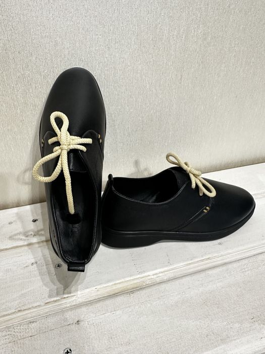 Продам жіночі туфлі