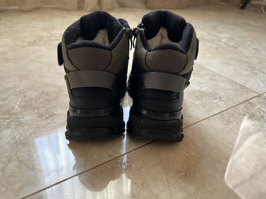 Ботінки/Черевики Clibee