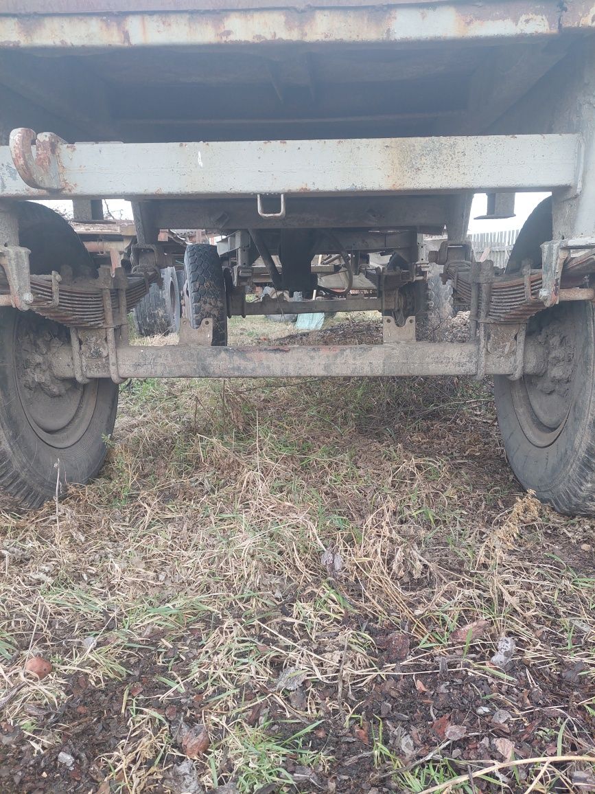 Продам зіловський причіп