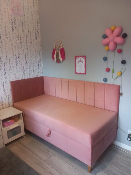Łóżko Intaro welur pudrowy róż 180x80 ze skrzynią
