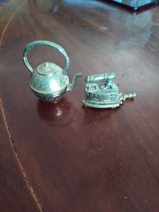 Miniaturas           .