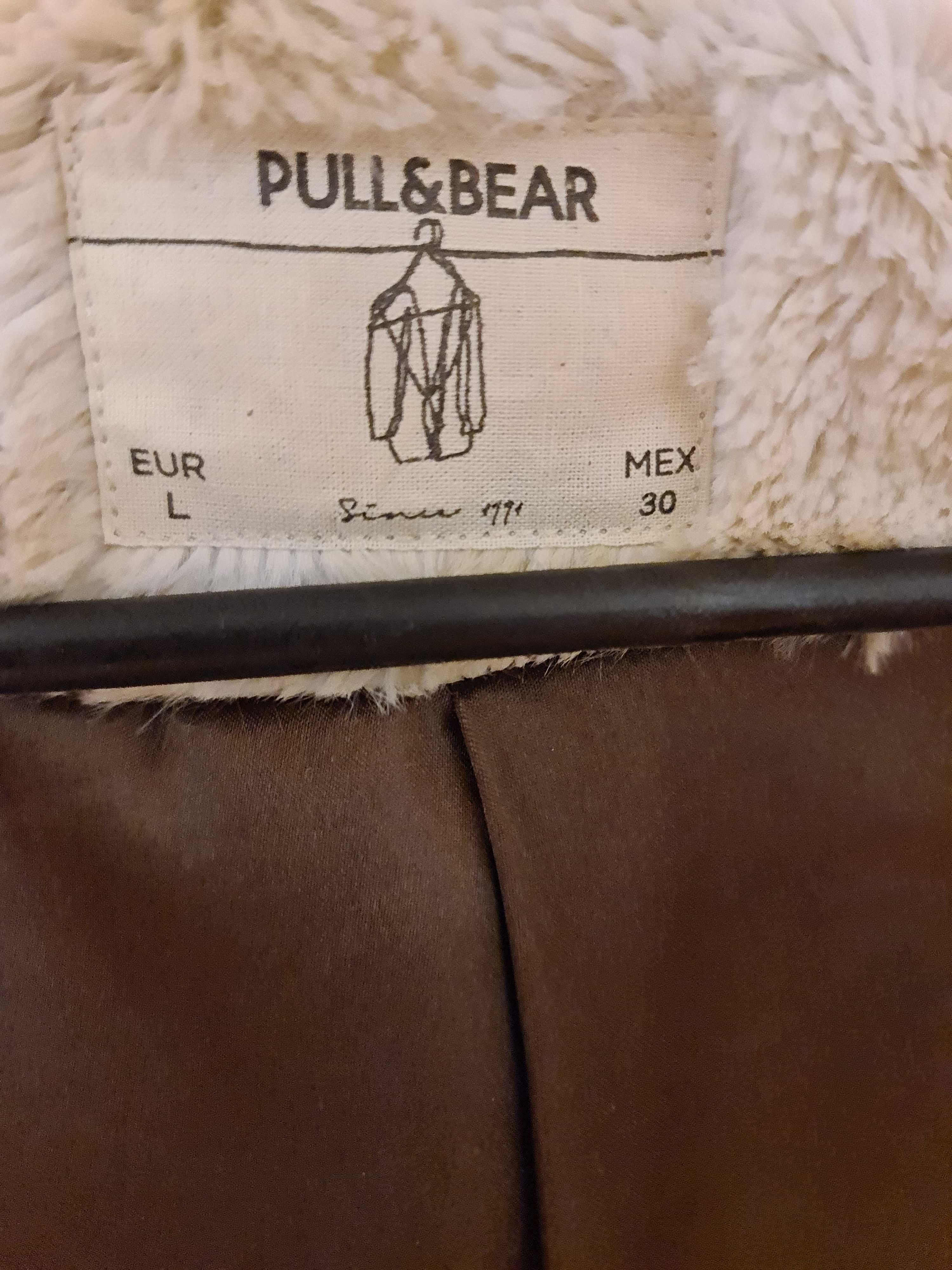 Шуба из искуственного меха Pull & Bear