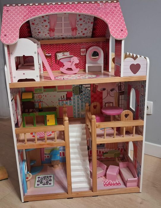 Domek dla lalek  drewniany duzy