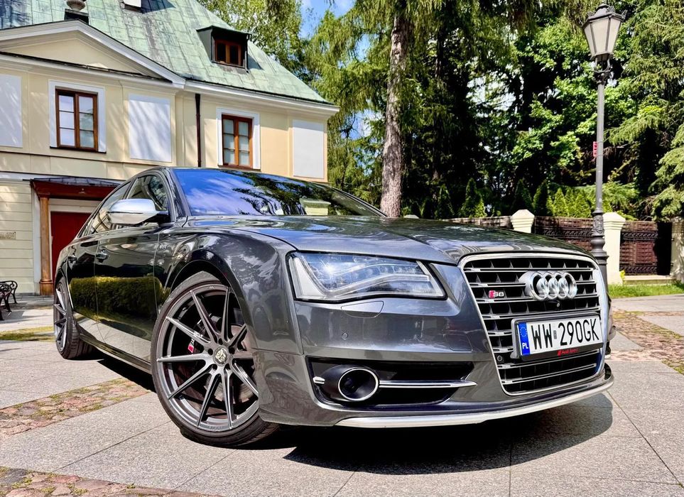 Audi S8 AUDI S8 2012r. 4.0 BiTurbo 703 km