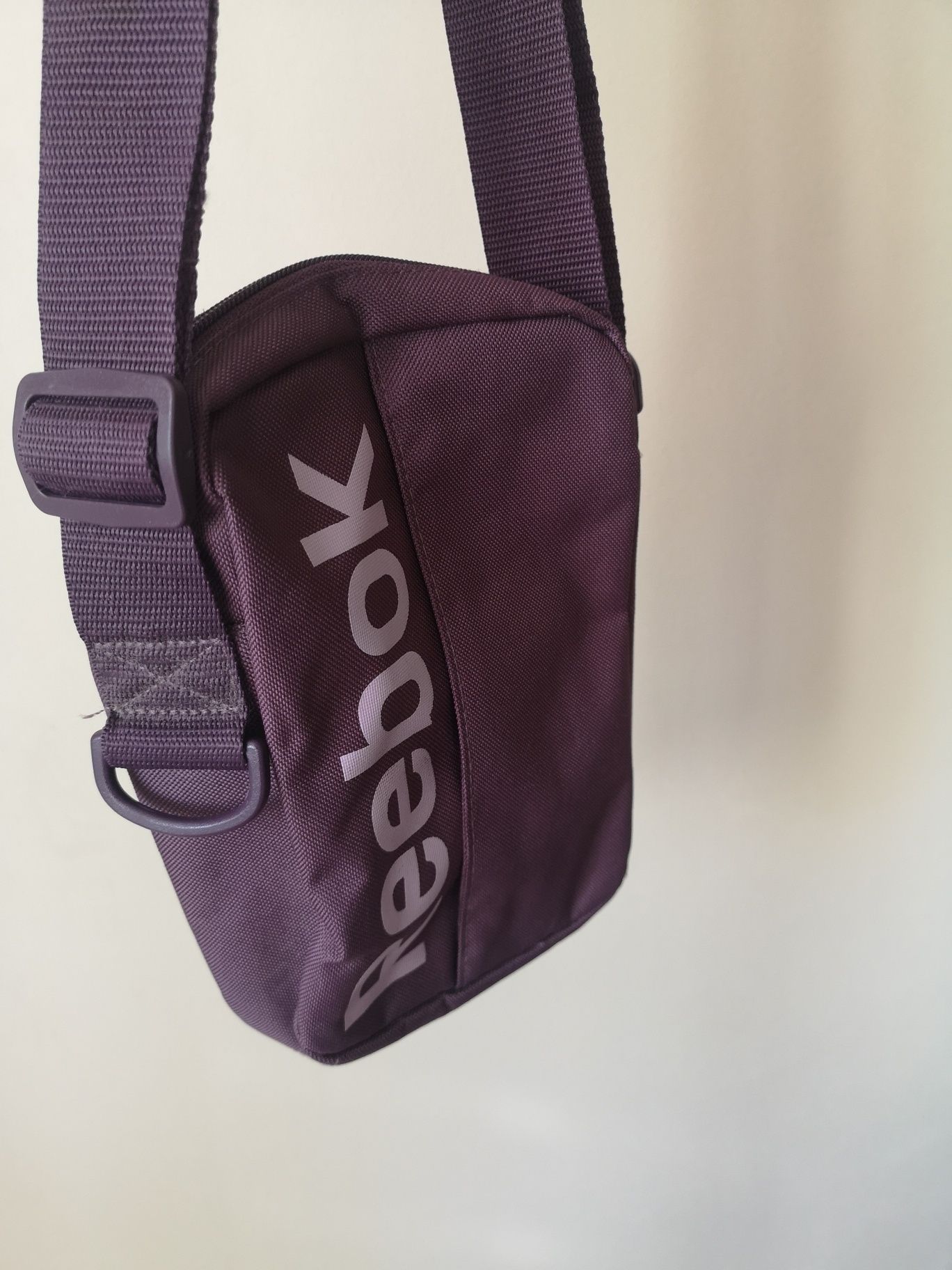 Torebka saszetka Reebok