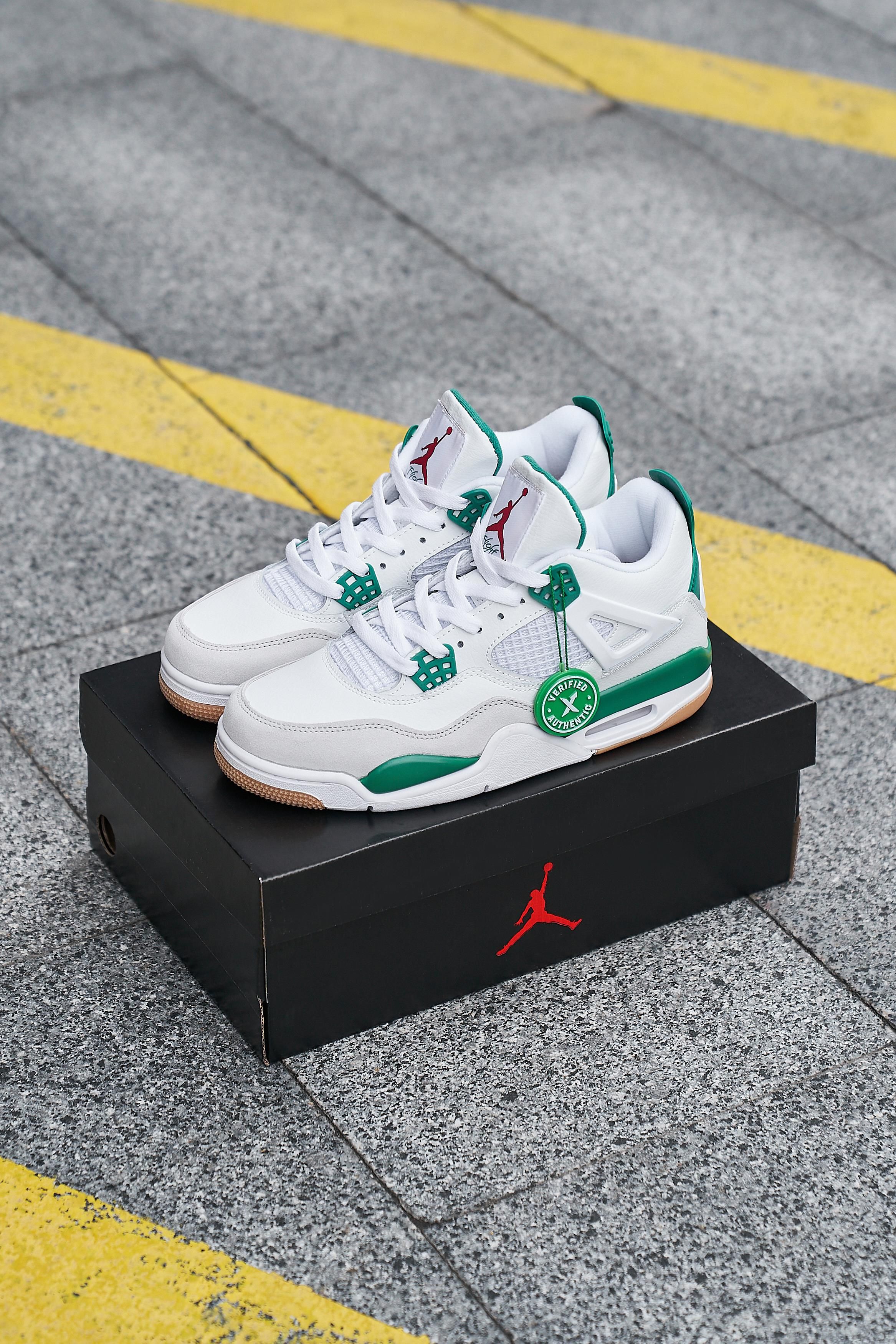 ВСТИГНИ! Кросівки чоловічі Jordan 4 Retro SB Green, Джордан ретро 4