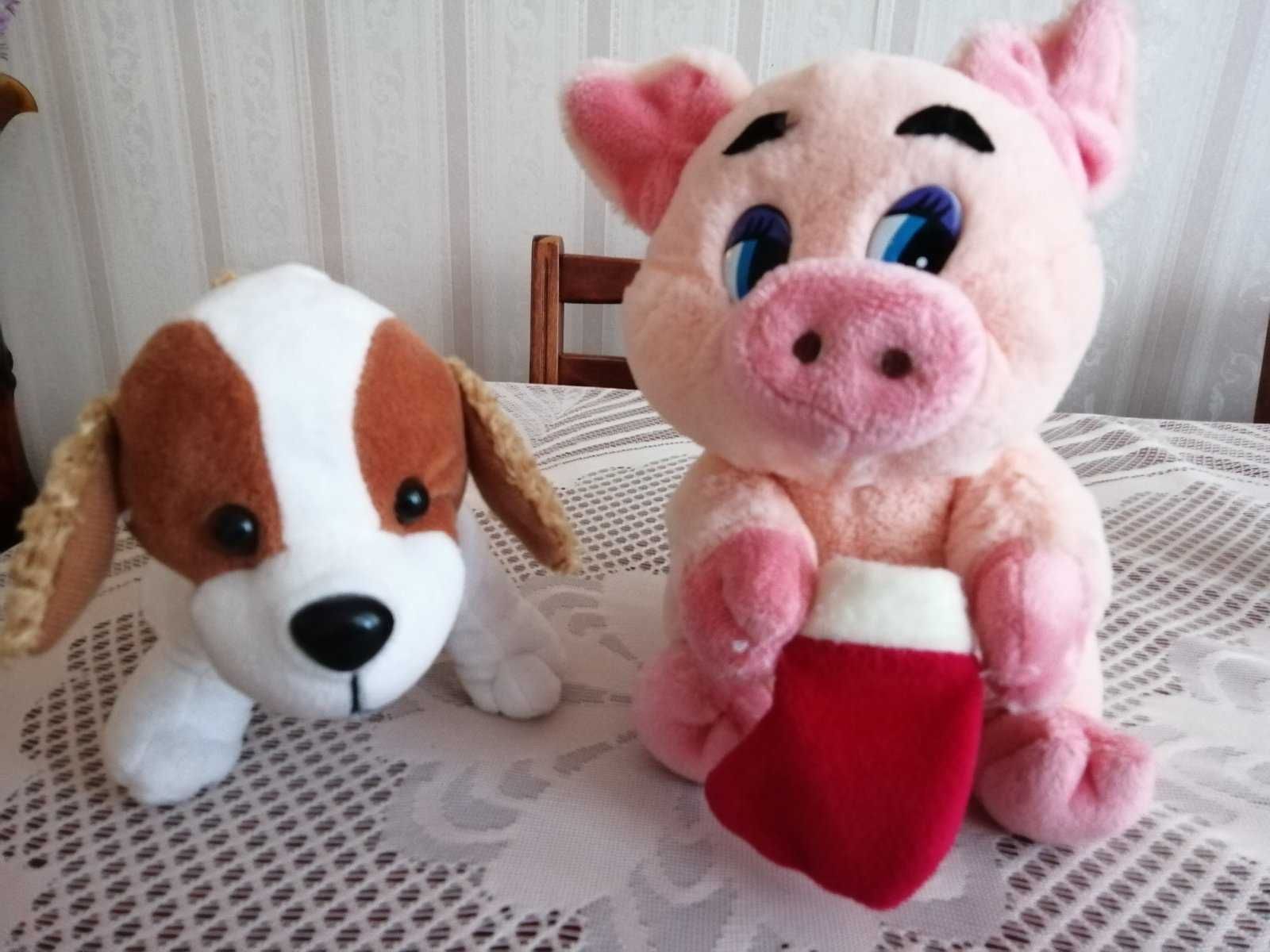 Игрушки мягкие: собака и свинья