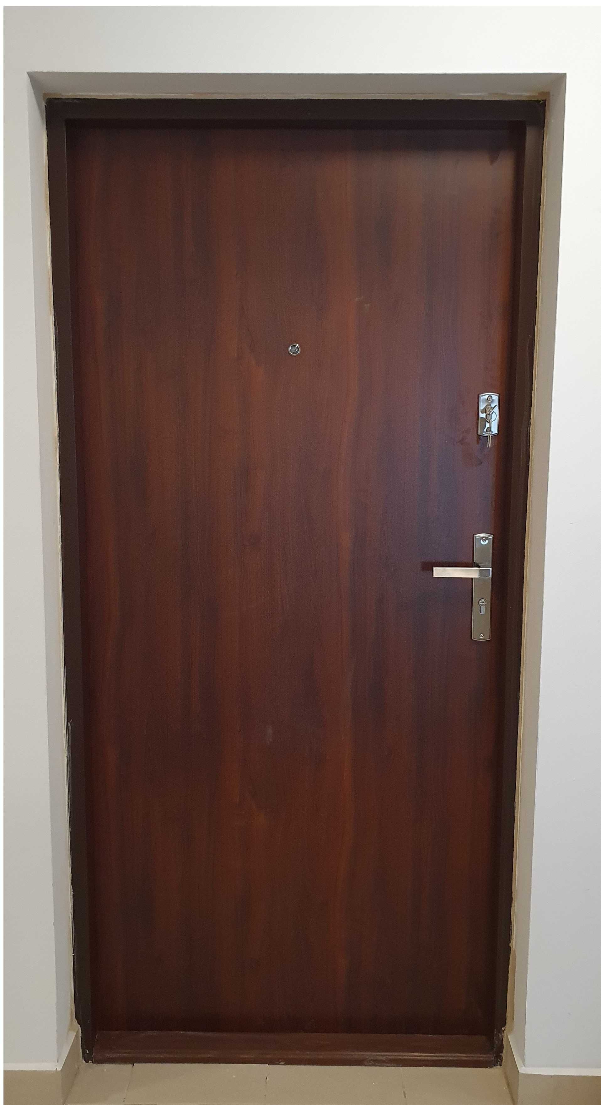 Drzwi zewnętrzne do mieszkań wyciszone antywłamaniowe z montażem