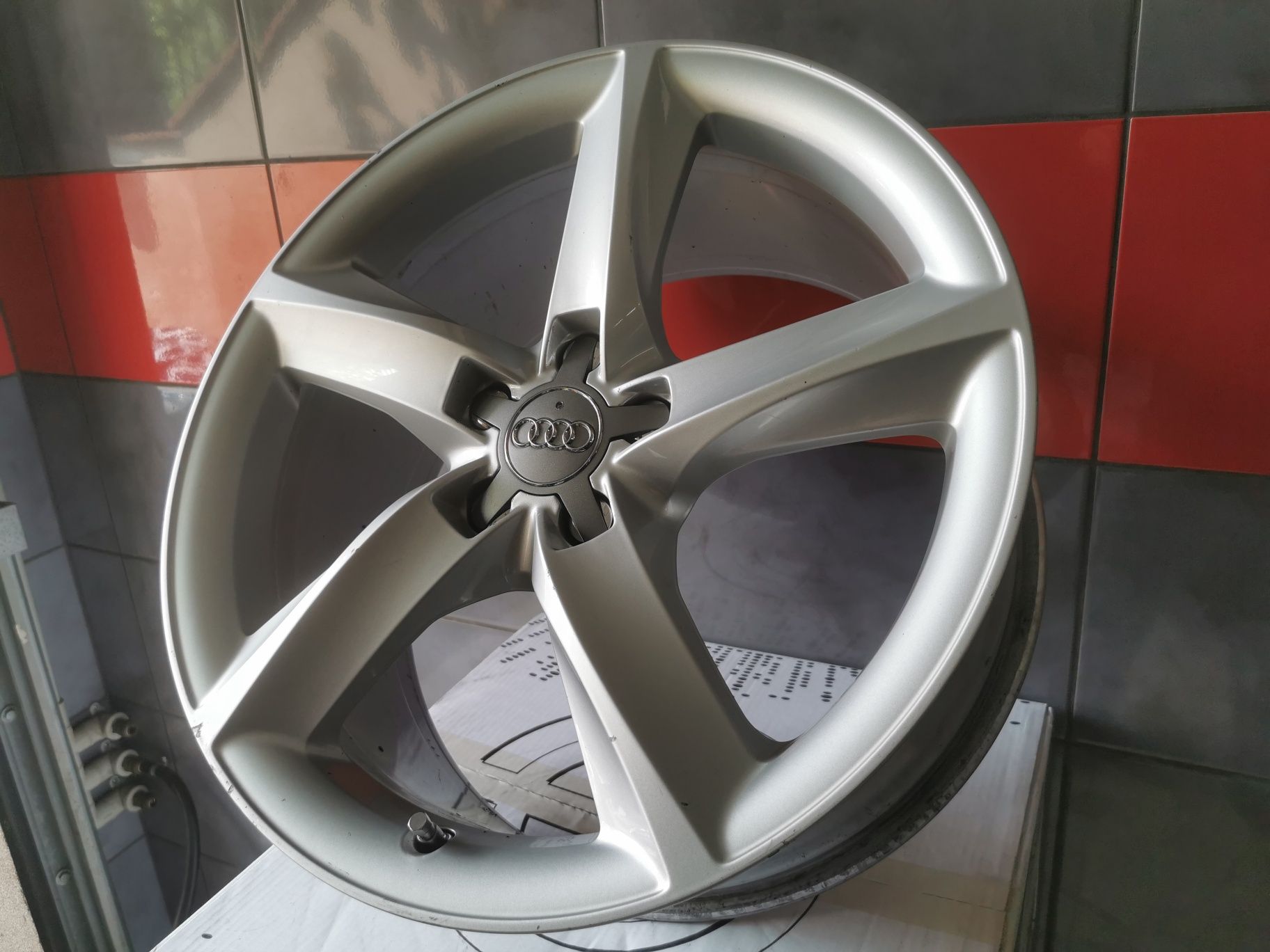 Felgi 19" 5x112 Audi S-Line S3 S4 S5 S6 A7 Q3 Q5 Q7 alu