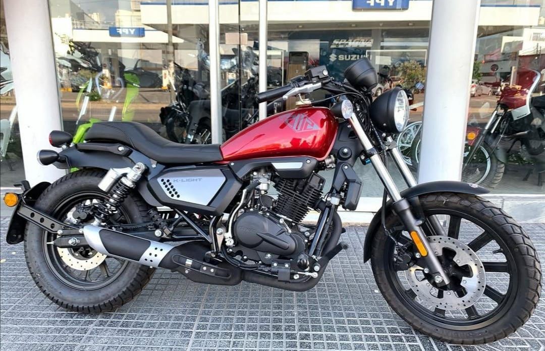 450km Keeway K-light 125 .2022