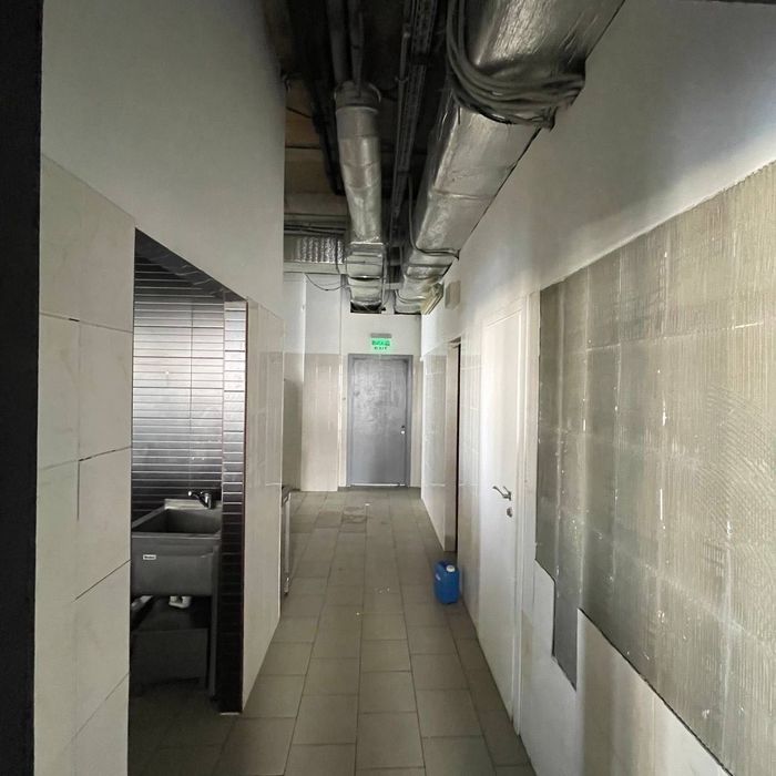 Аренда Помещения 244 м2 Пассаж Центр Мост-Сити Европейская площадь