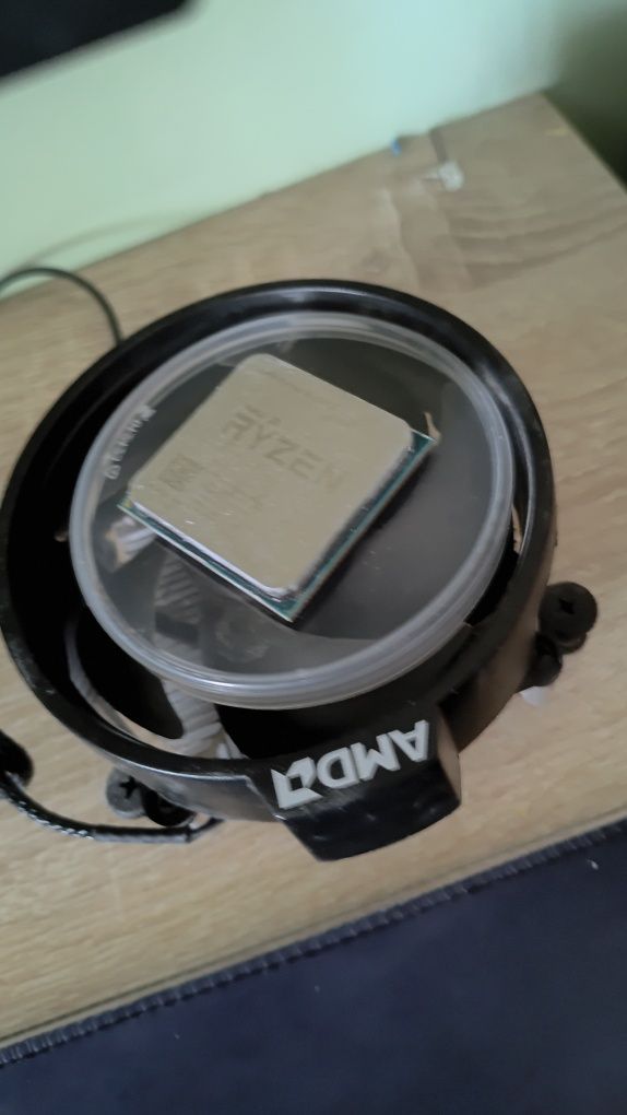 Amd ryzen 3 2200g