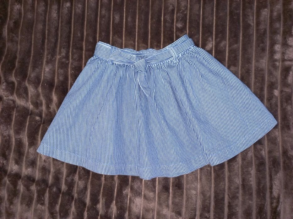 спідничка NEXT в ідеальному стані. на резинці і з поясом.