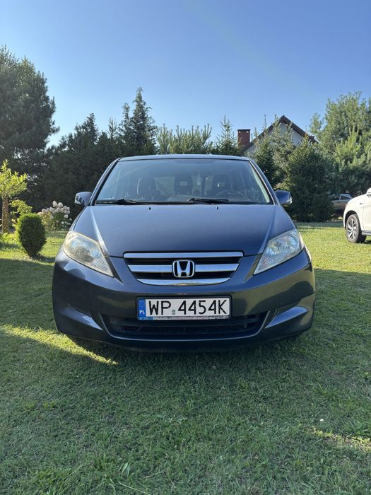 Honda FR-V samochód osobowy