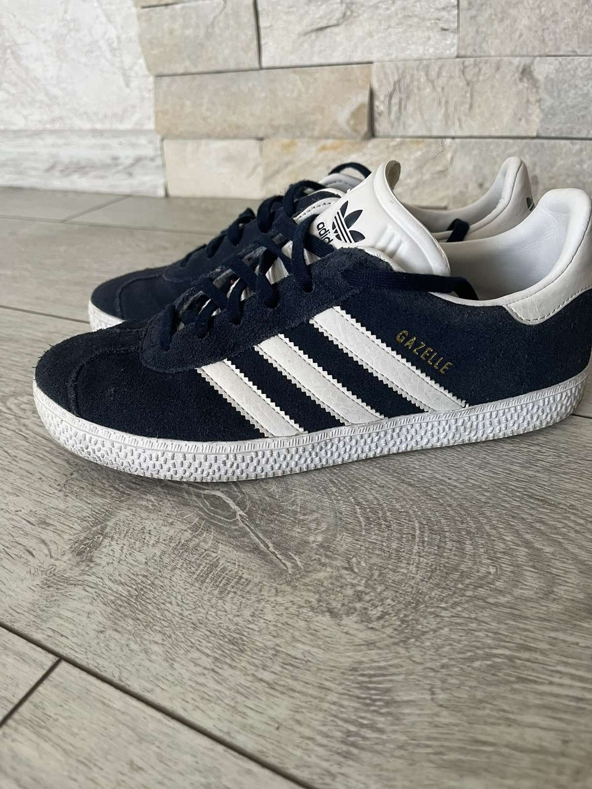 Кросівки adidas gazelle 36.5