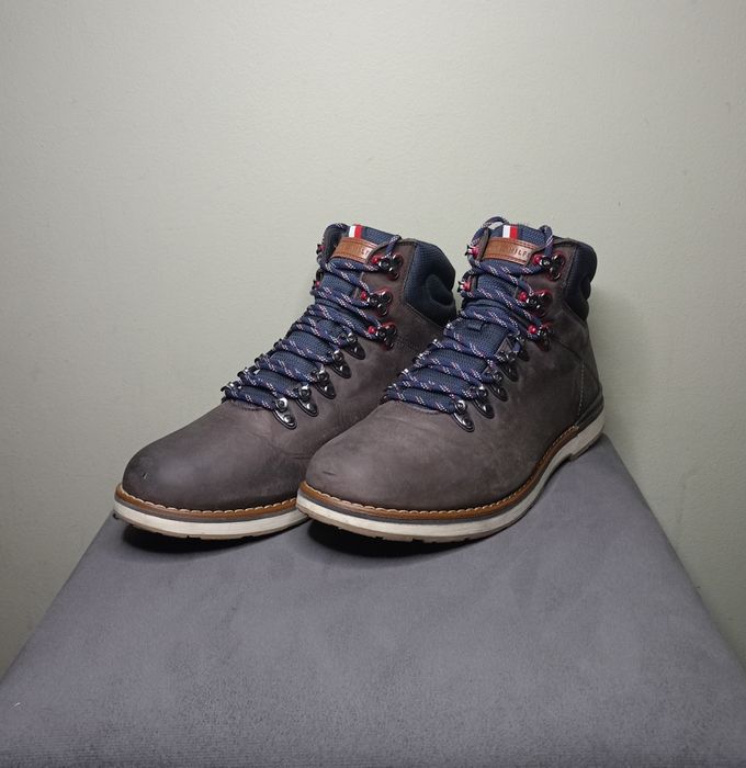 Tommy Hilfiger, rozmiar 44.