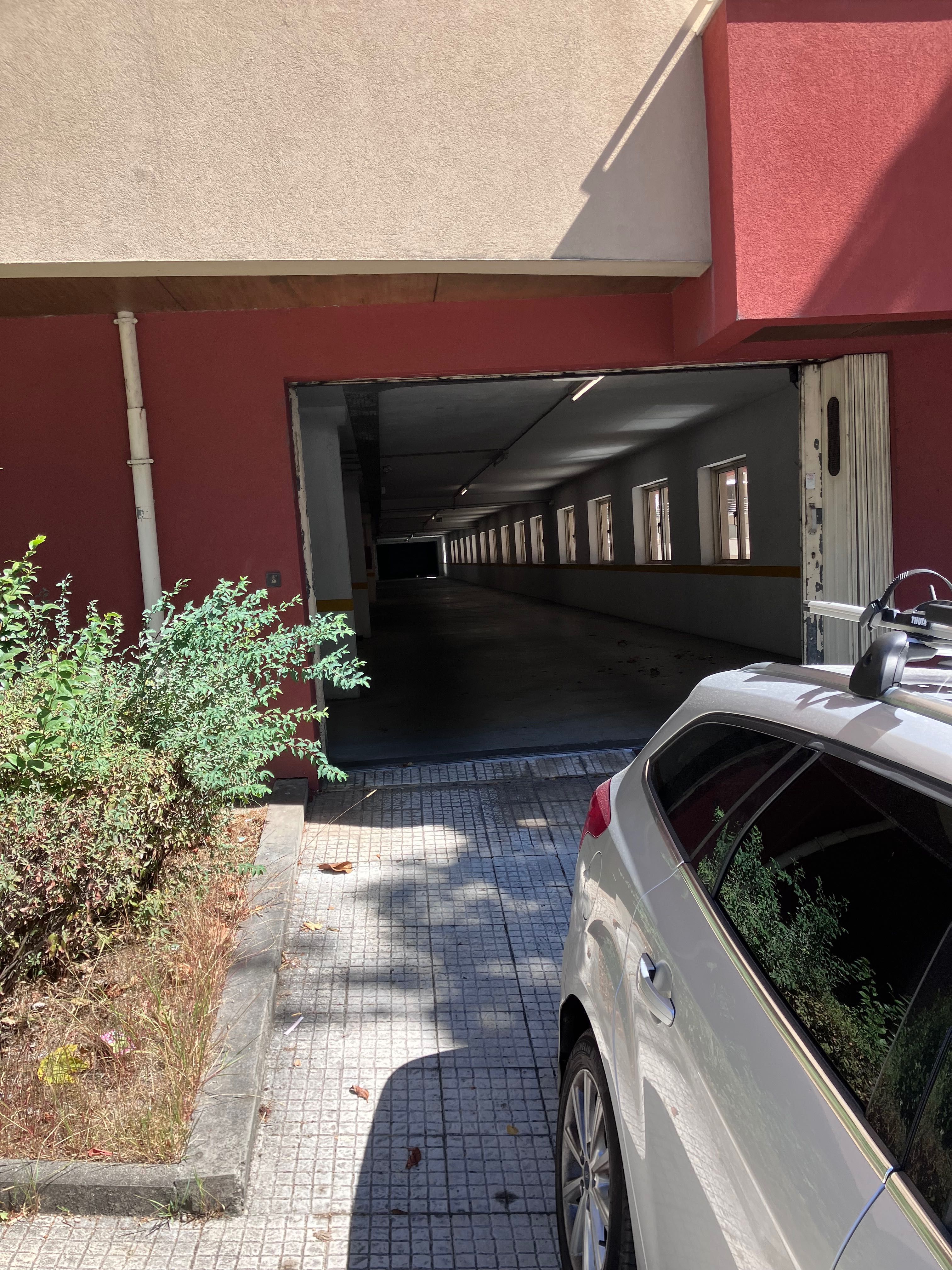 Garagem fechada/box