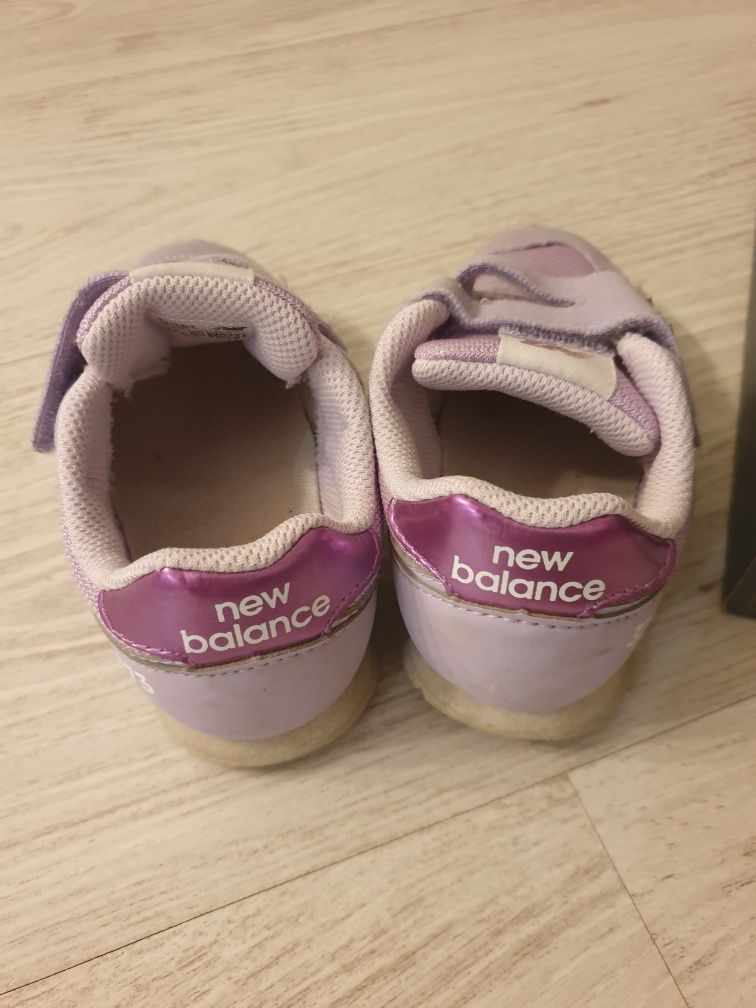 Buty buciki dziewczęce dla dziewczynki  sportowe NB New Balance