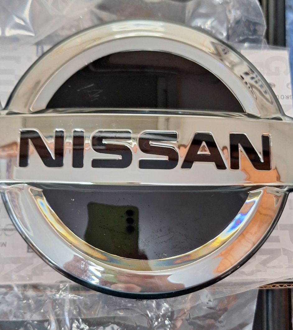 Емблема під радар Nissan X-Trail ,Nissan Rogue T33 дистроник Нисан