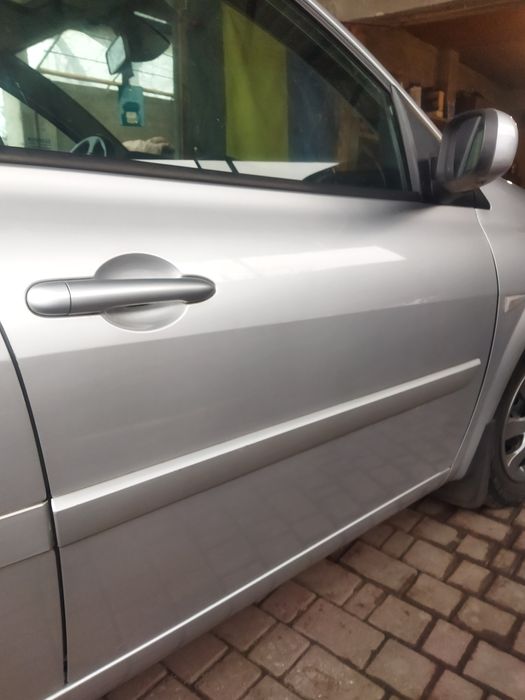 Авто Меган 2 сірого кольору, відмінний стан