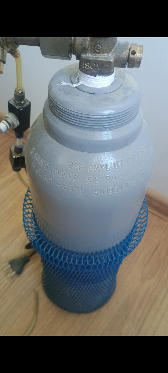 Butla CO2 5l z elektrozaworem i reduktorem